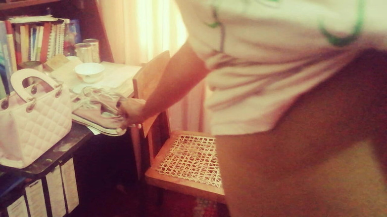 Tina Baby: 계부의 자지에 부끄러움이 없는 의붓딸