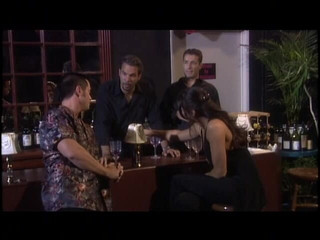 Babe Stars: Úžasná blonďatá kočička dostane její kundičku ošukanou, vystříká se na...