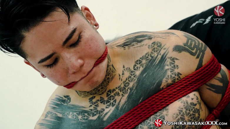 Yoshi Kawasaki XXX: Yoshikawasakixxx - Legat Yoshi Kawasaki se bucură de o sesiune extremă...