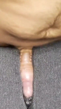 Sto scopando una vagina artificiale rimorchiata sul divano - Soloxman