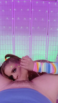 La sexy sessione di twerking della jesse bollente con un salivoso deepthroat