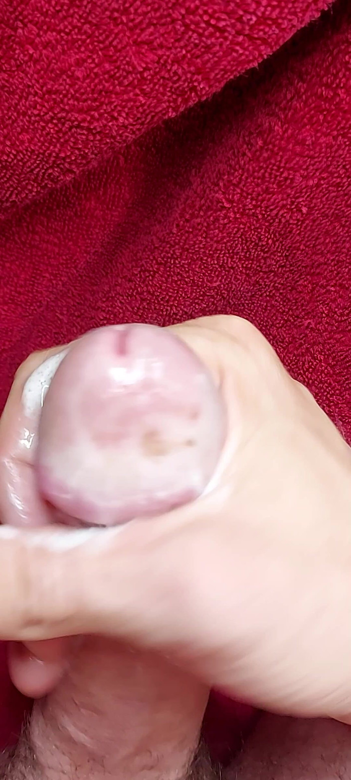 watchfulsilence: Ejaculare de mai multe ori făcând o mizerie