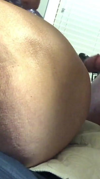 La calda miLF prende un grosso dildo viene scopata grande squirt e sborrata nonna matura