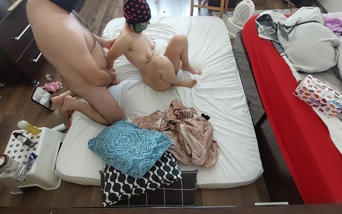 Amateur_MS: Ejaculez pe țâțele soției. Cuplu de amatori face sex în dormitor.
