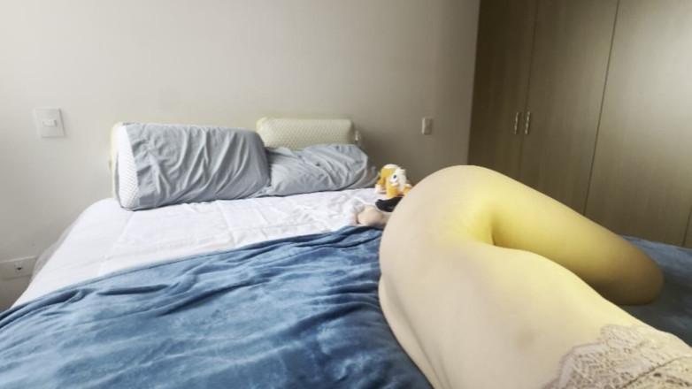 scarlettandc: Đồng tính nữ nóng bỏng ngồi lên mặt