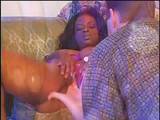 Hot and Wet: Big ass ebony wearing high heels and lingerie gets pussy...