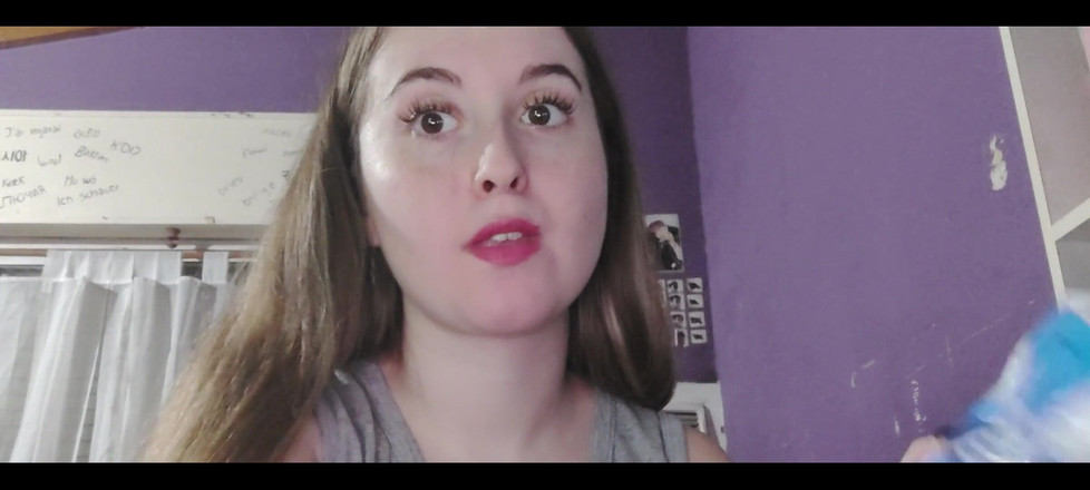 RavenHearth666VIP: 出门前的粉色口红