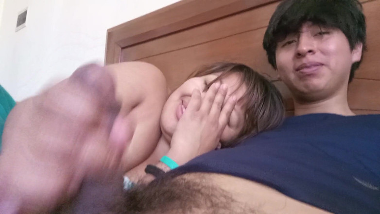 Moo DBOXXX: Faccio sesso con una madre single che ho incontrato su...