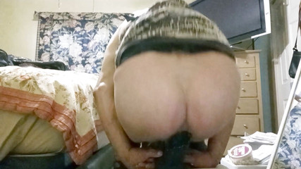 Analandrea-J: Sukně bez kalhotek (1)