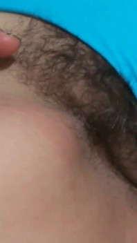 Il figliastro per la prima volta fa sesso con la bella matrigna sulla spiaggia