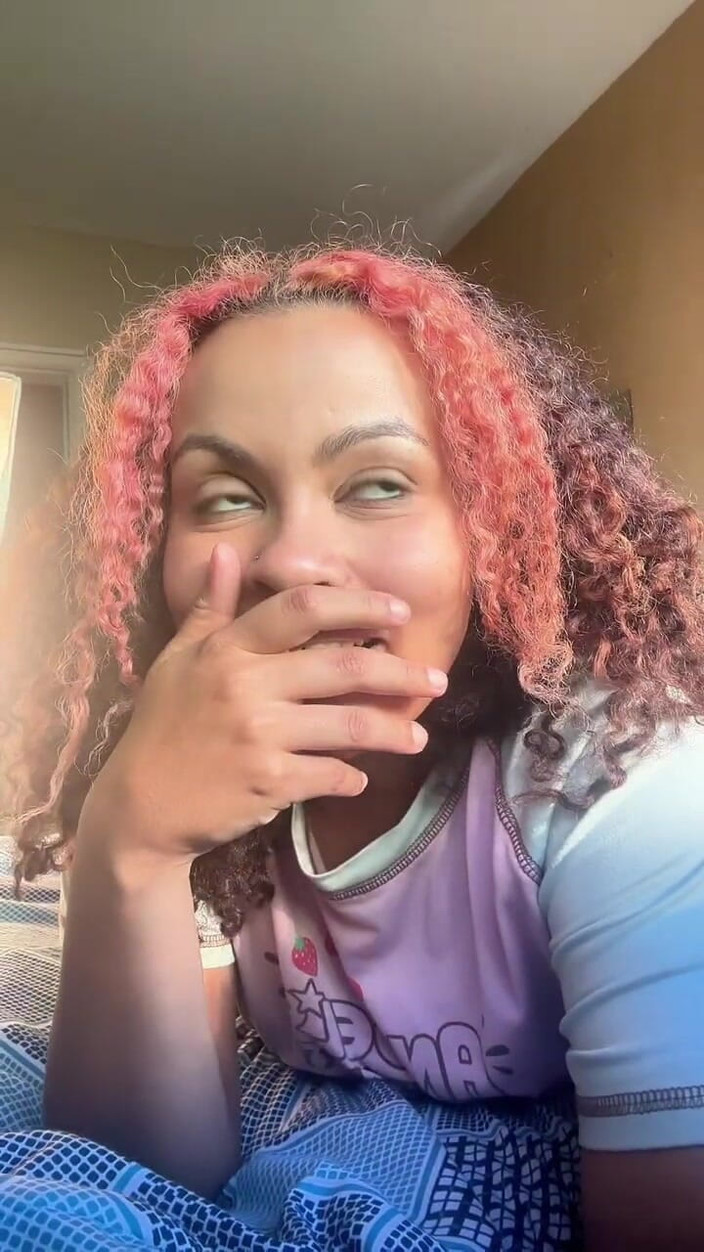 Cutiepiie Chubby: 可爱的女孩汇编大声与愚蠢的脸反应