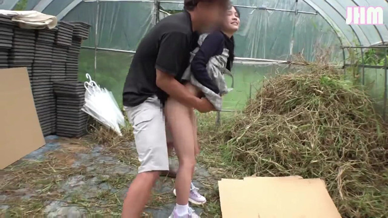 Japanese Hentai Matings: Rara Kudo odhalená vášní, zvednutá vysoko, když se jejich těla...