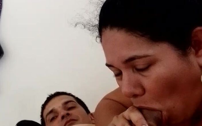 Valkyrieandluigy: My Girlfriend Likes to Suck My Cock Every Day