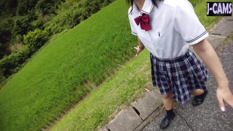 J-Cams: Büyüleyici güzellik. Yaramaz bir gülümsemeyle eğlenceli randevu bölüm 1