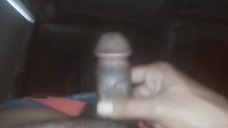 madmoney0954: Ea se plimbă în mintea mea.