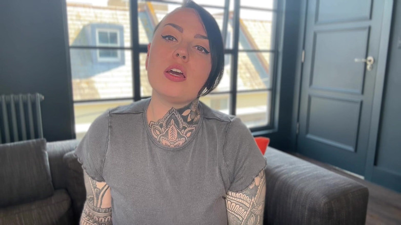 Miss Valentina: Ballbusting-anweisungen