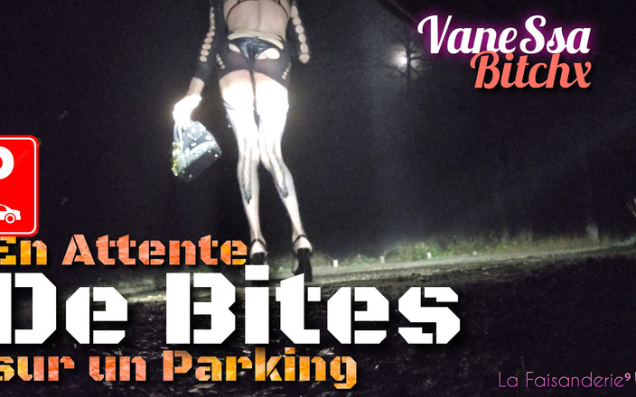 VaneSsa BiTCHx: Aspettando Cazzi Bellissimi, Culo in Aria in Un Parcheggio Di...