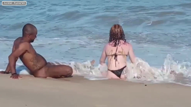 Eliane Furacao: Fomos Em Praia De Nudismo Quando Vimos O Negao Ficamos...
