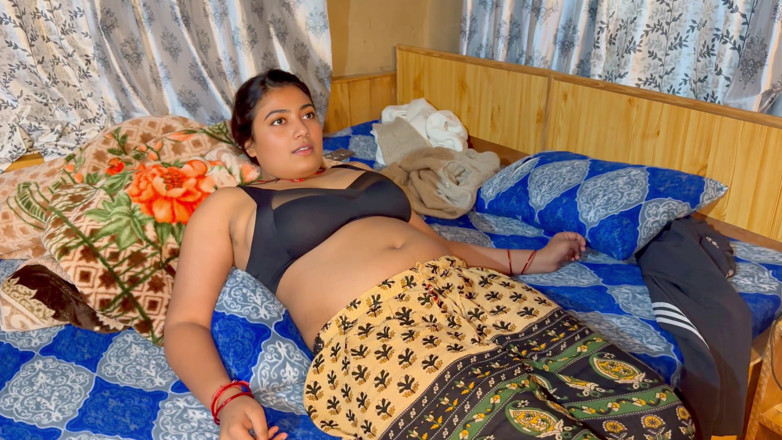 Hotty_ragini: Satu malam dengan awek Pahadi Ragini, video hindi penuh viral