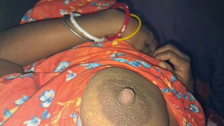 Trilokinath: Lechera mam prueba polla y follada india Bihari Mam