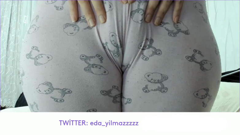 turk_milf_porno: Camel toe- camel toe- cameltoe- Turkse milf- Turkse porno- pyjama-...