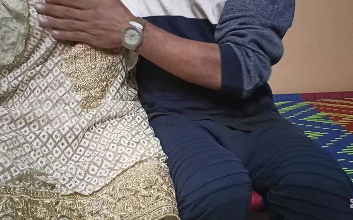 Faryal: Une petite amie pakistanaise à gros cul rentre chez elle
