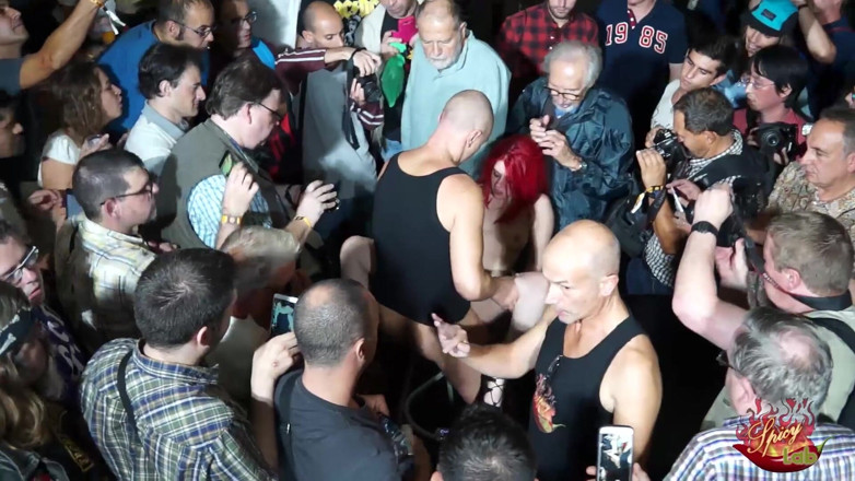 Spicy Lab Production: Veřejné šukání mezi lidmi