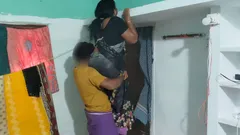 Réel, vidéo maison comme pour aider, il couche avec sa tatie