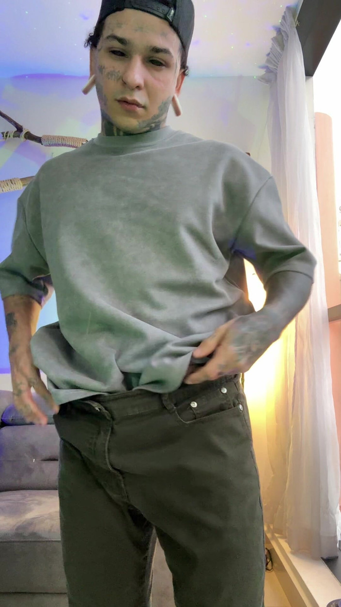 Dyavol: 집을 떠나기 전 맛있는 빨대