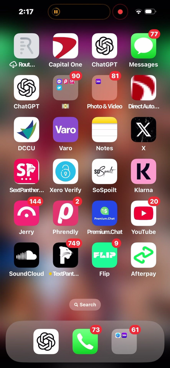 Harley Harper: Hampir muncrat di ipadku