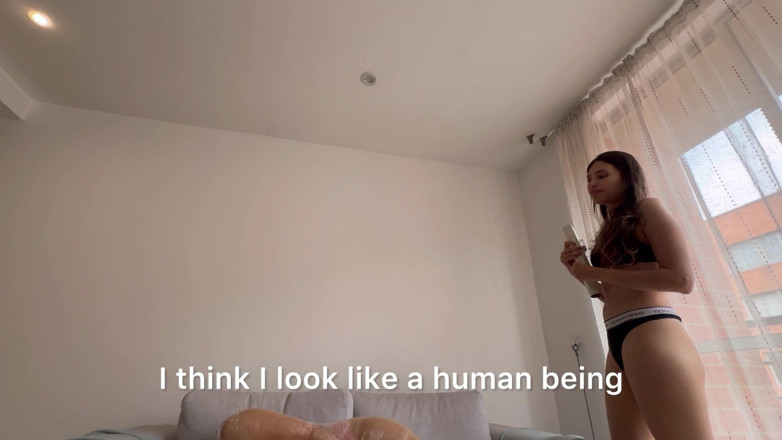 scarlettandc: We Love to See Our Feet Bounce