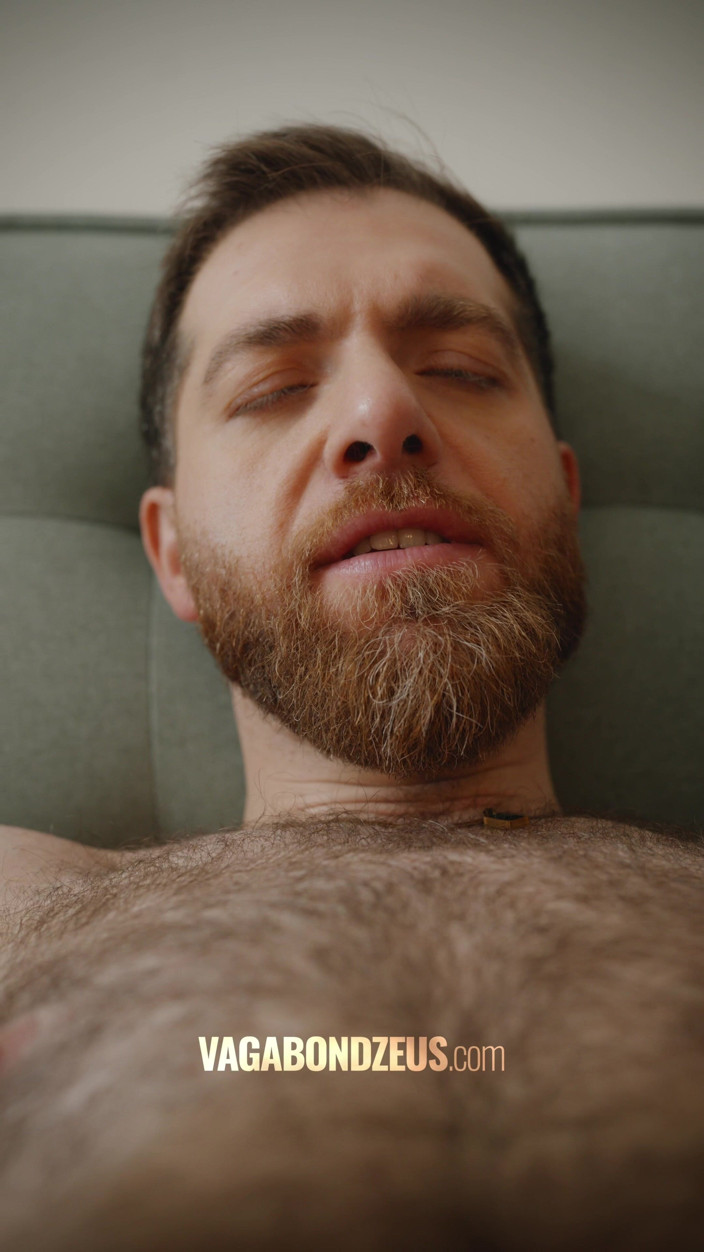 VagabondZeus - Erotic Filmmaker: Сирійська отер, будучи моєю секс-рабинею, і її трахнули