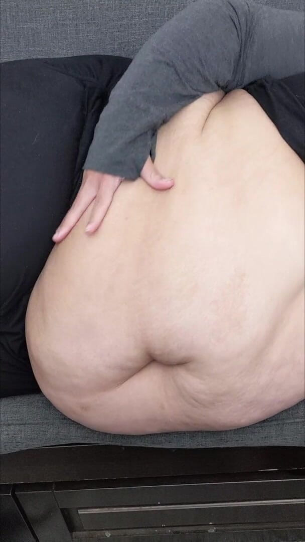 Plump Paradise: Pulchny rajski brzuch Graj z bliska