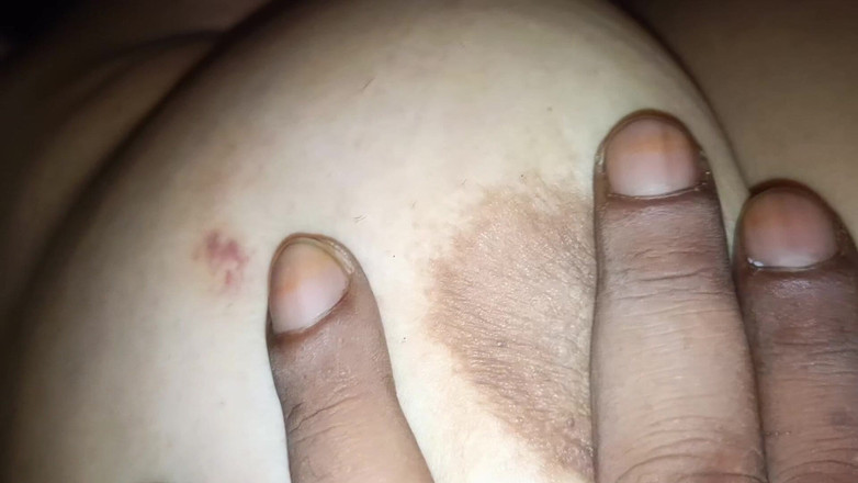 Catchybusty: Nó sẽ được vui vẻ để bú lớn