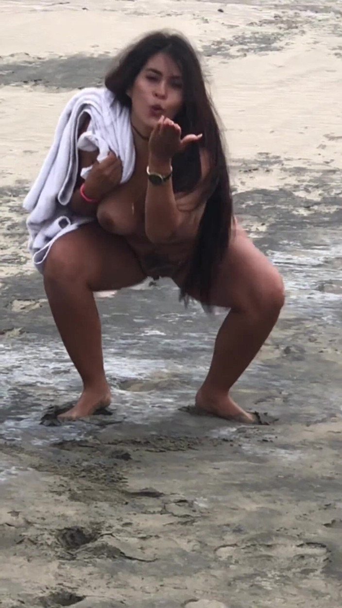 BigAssStepmom2: Geiles latina-zimmermädchen wird von ihrem chef mit einem großen schwanz...