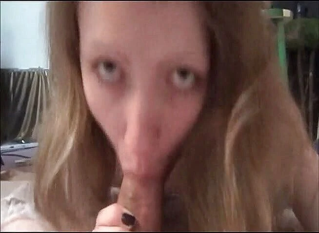 Flash Model Amateurs: Amateur tienerschoonheid weet hoe ze een grote lul moet plezieren
