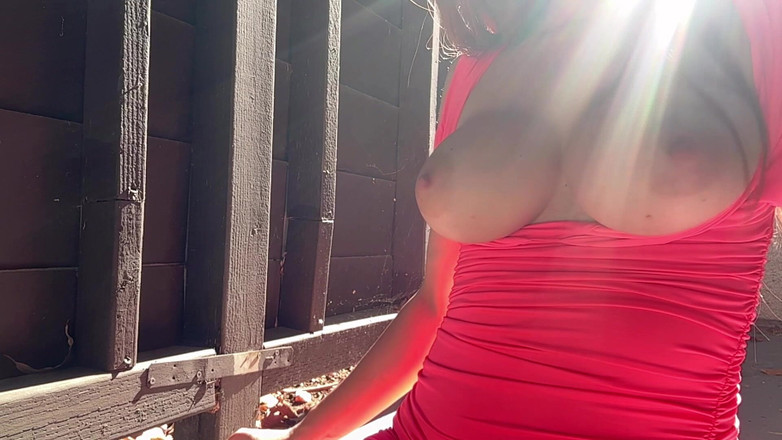 Artemisia Love: Italiana peituda milf Artemisia Love quente solo mamas saltando sessão...