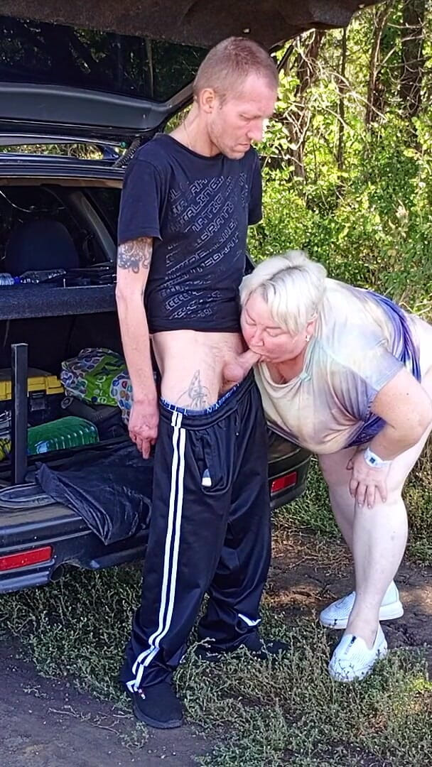 In the Park, I Fuck My Neighbor in Her Pussy Doggy Style, Then in Her Mouth and Cum Twice in a Minute (Sweet July)