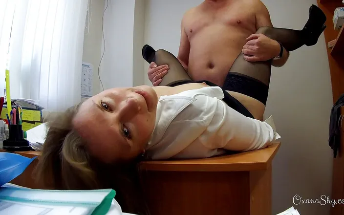 MILF Oxana: Office whore