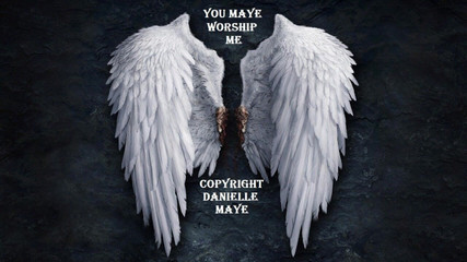 DanielleMaye: Ta używana prezerwatywa jest dla Ciebie