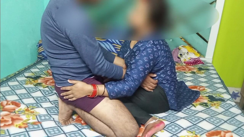 Manjushukla: Villaggio Bhabhi fa sesso con suo marito.