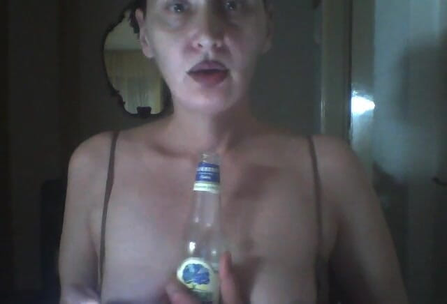 Dominatrix Redsonyja: 红色索尼娅女主人的寒战