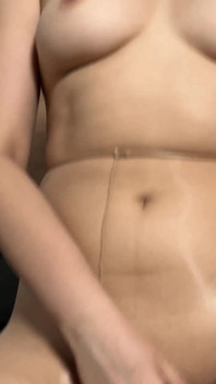 Hot Friend Seduces with Glossy Pantyhose and Gets Creampie