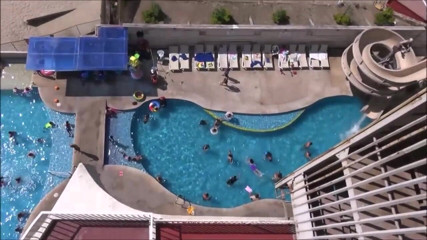 Helena Moeller: Futai cu un străin de pe plajă