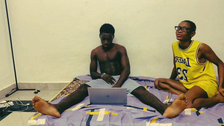 NaijaTeens: J’ai Enfin Baisé Ma Voisine Sexy