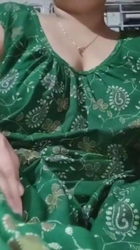 Video seks tante seksi india 2026