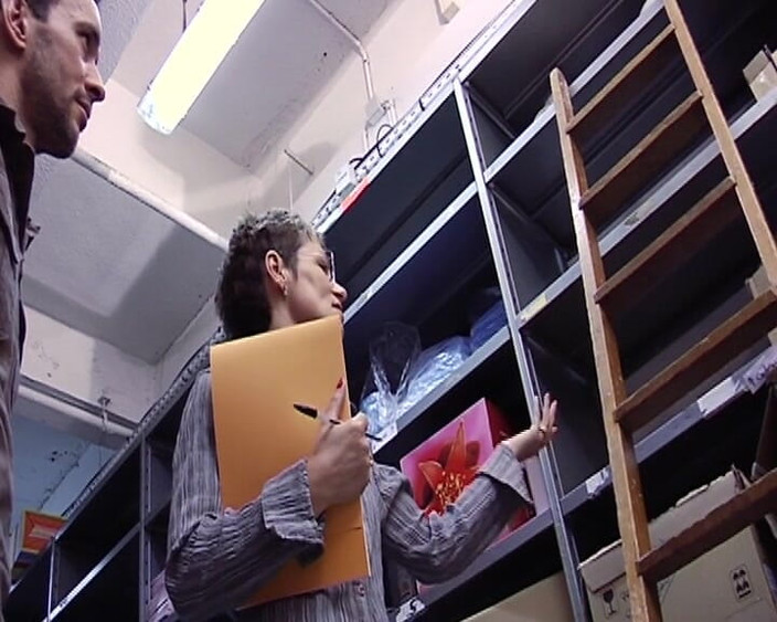 Monde Francais: Nadržené francouzské děvky šukají v knihovně