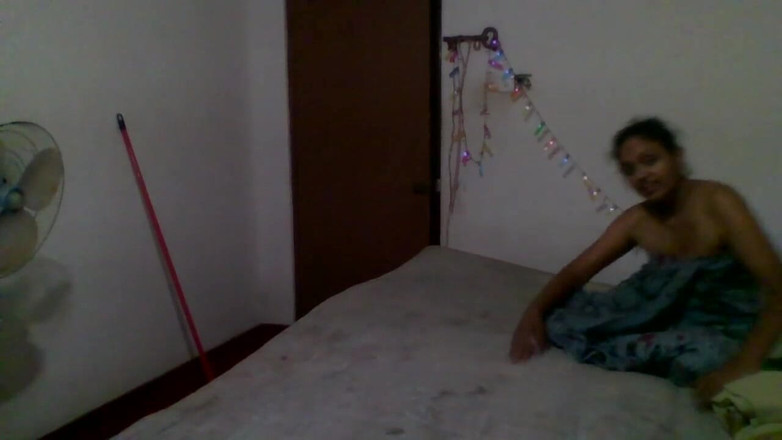 Tina Baby: Baise pendant une réunion en ligne