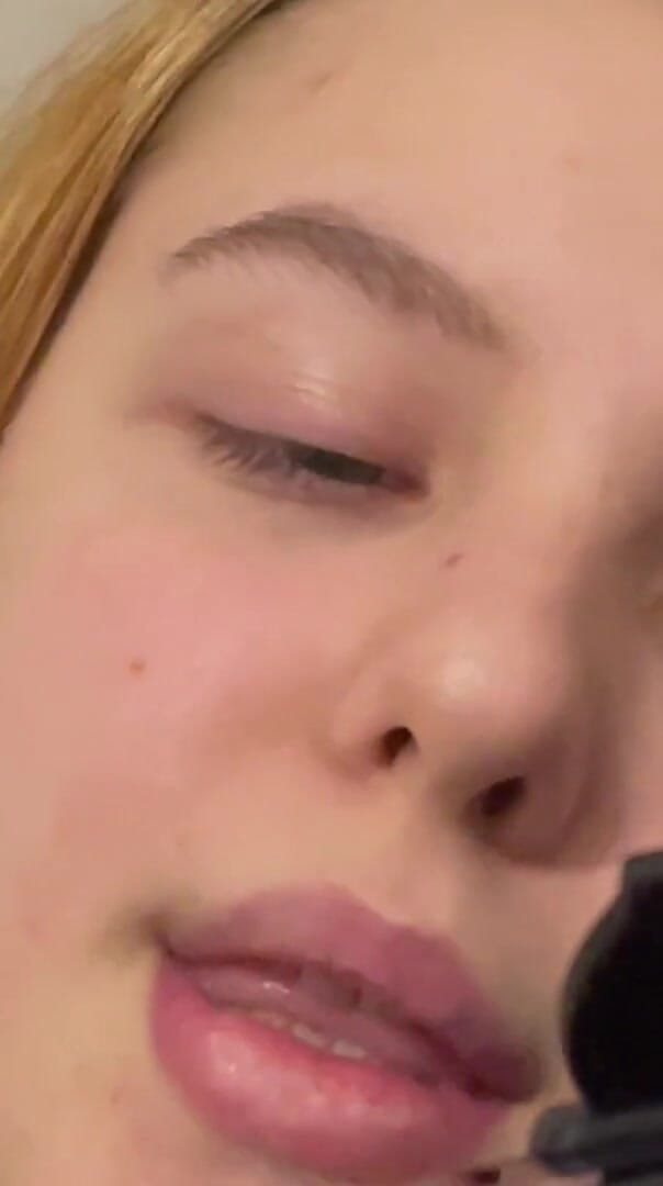 JuiceLussie: Vor der webcam masturbieren