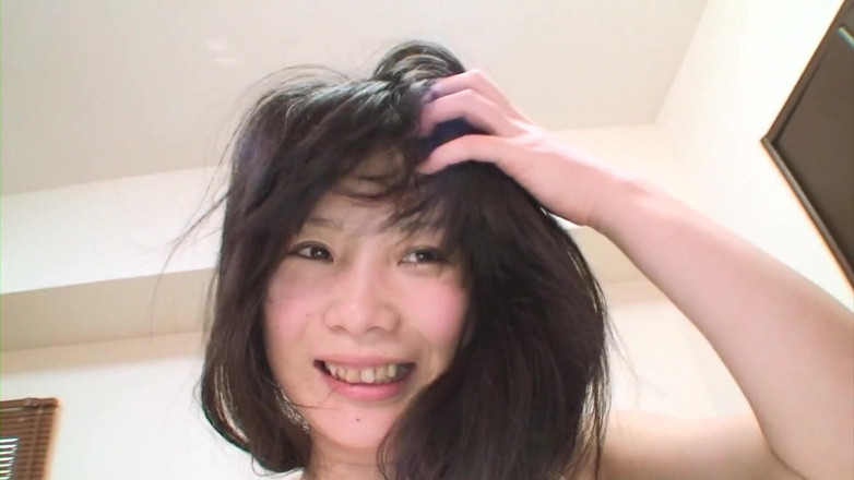 Japan Lust: Quella figa asiatica ha un bell'aspetto quando è a pecorina